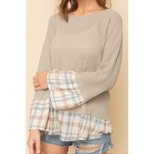 Load image into Gallery viewer, Ruffle Sleeve Olive Knit